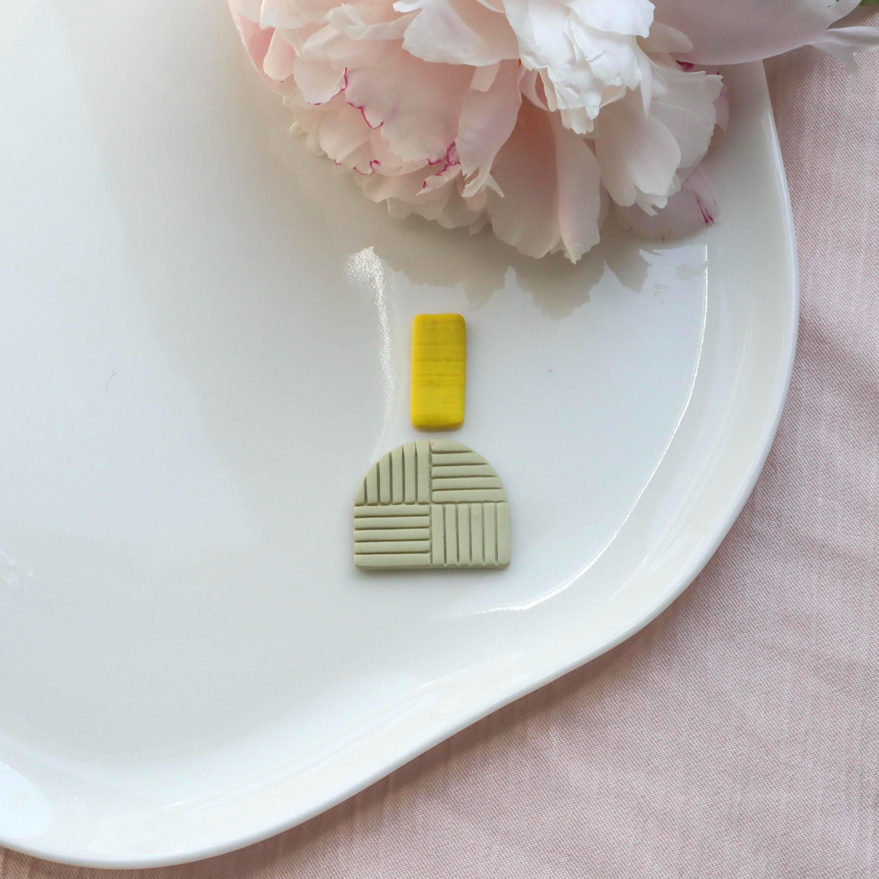 Line Textured Arch Polymer Clay Earring Cutter