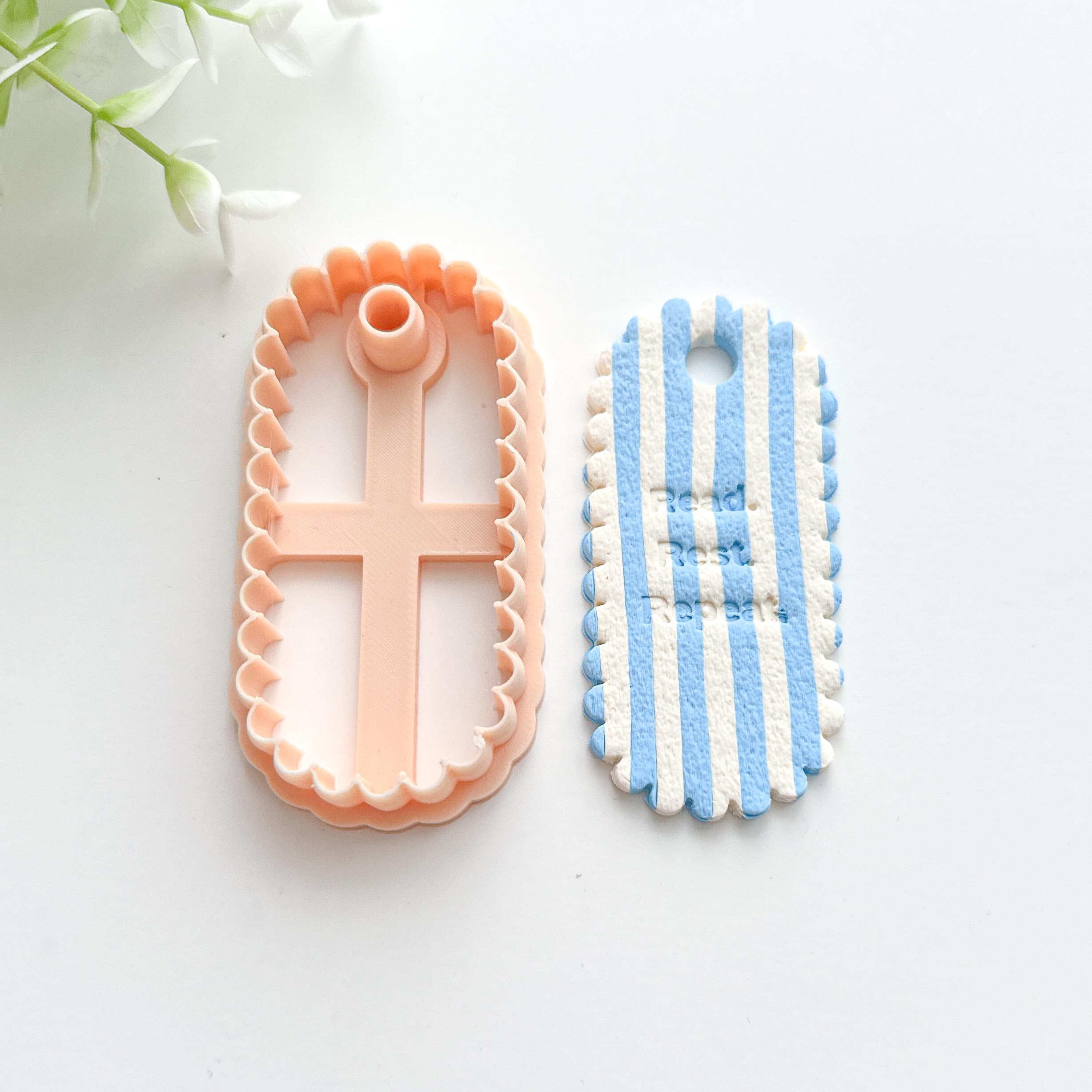 Scalloped Clay Bookmark Cutter - 80mm
