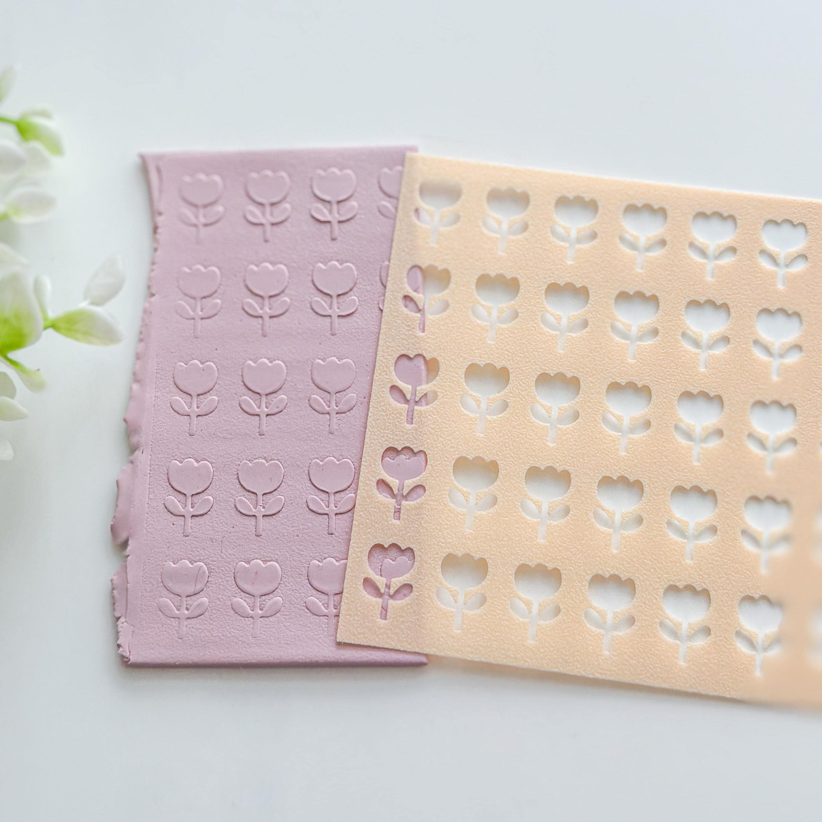 Tulip Flower Texture Stencil – 10x10cm
