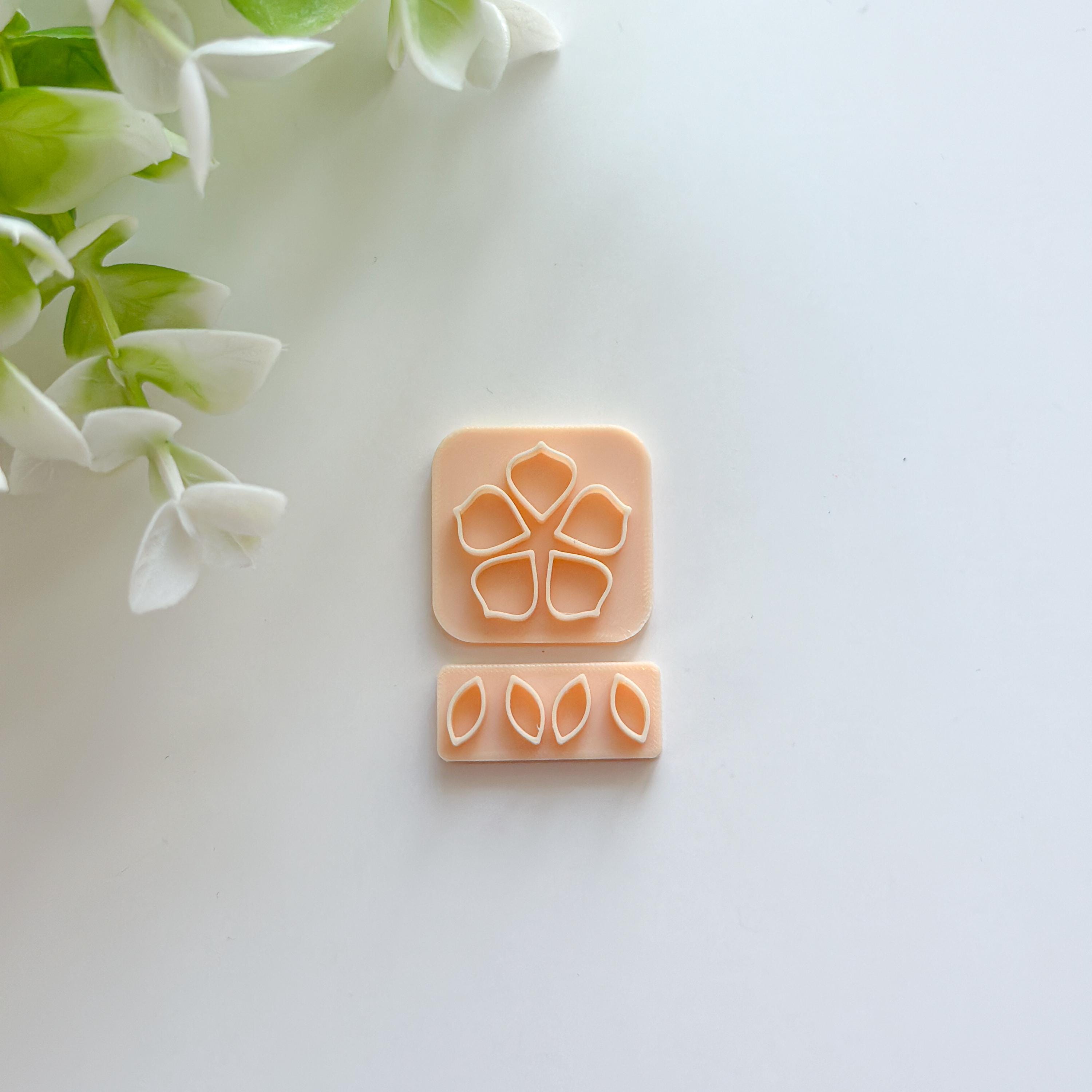Mini Flower Making Polymer Clay Cutter Set: 2 Pcs