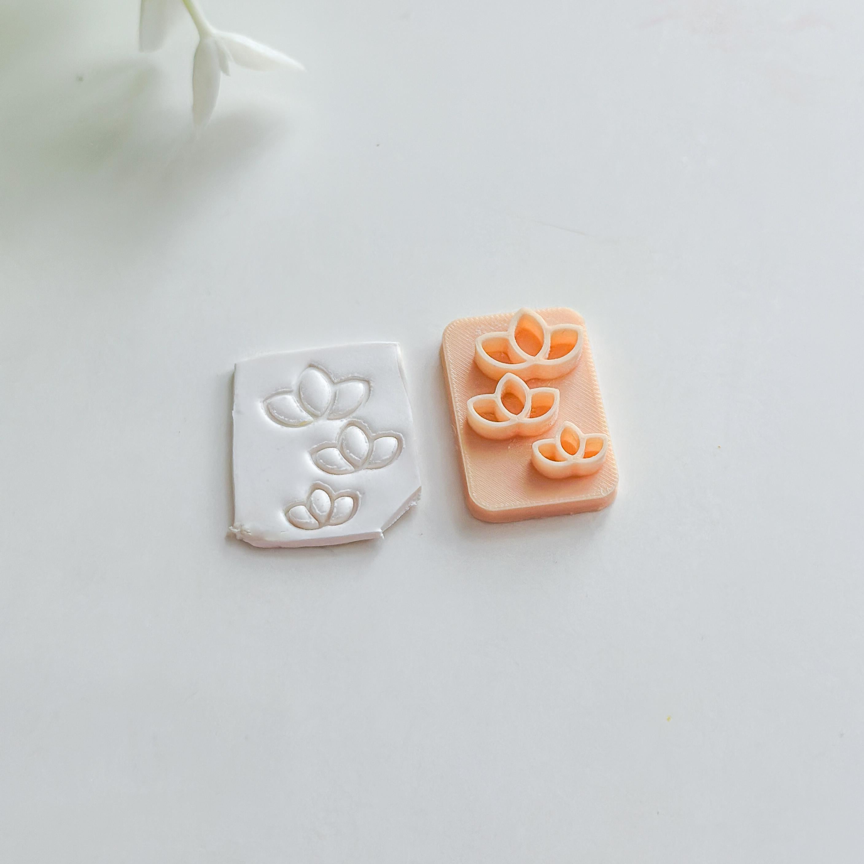Lotus Flower Polymer Clay Micro Cutter (3–6 mm)