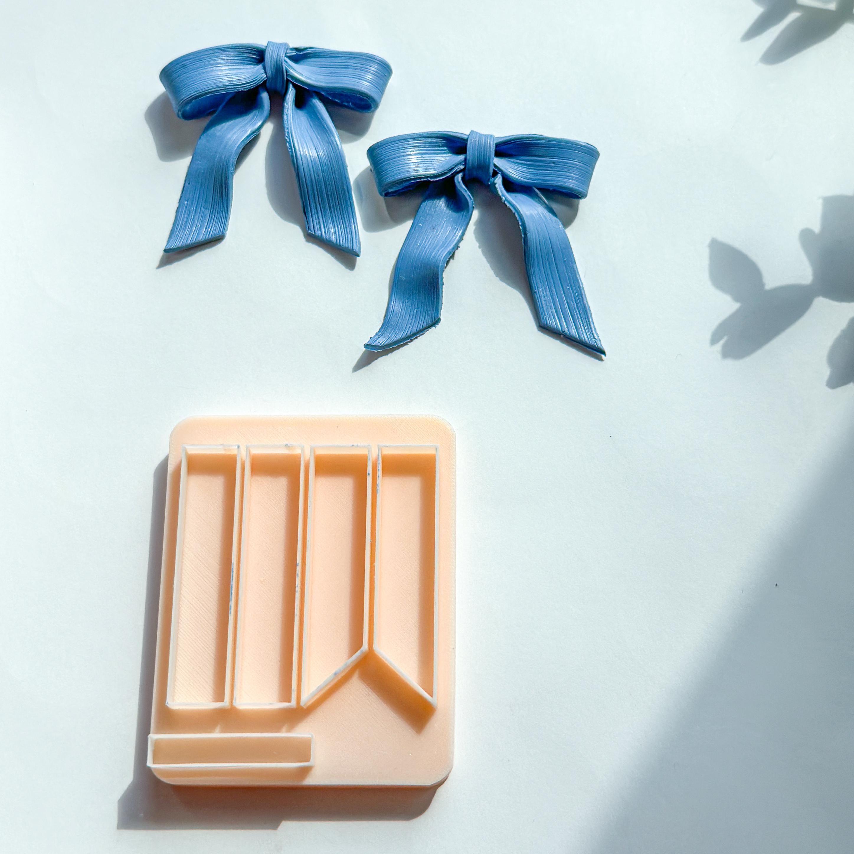 Bow Builder Cutter – Polymer Clay Bow Maker