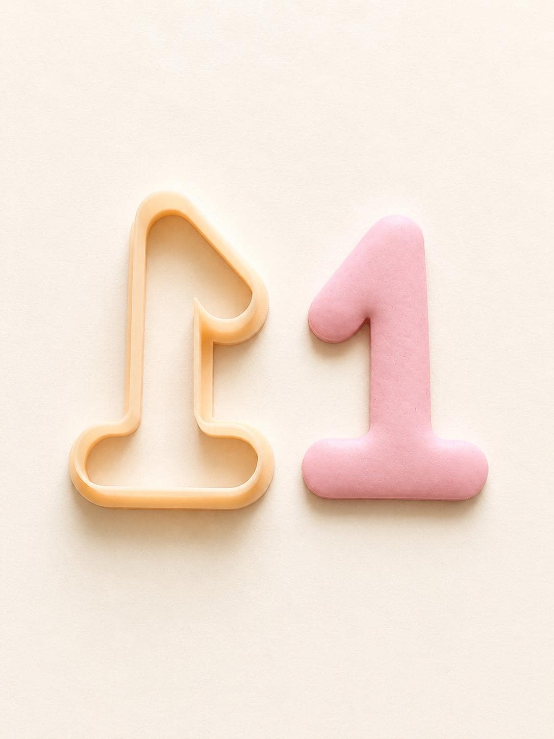 Bubble Numbers Clay Cutters: Figure Set for Custom Dates