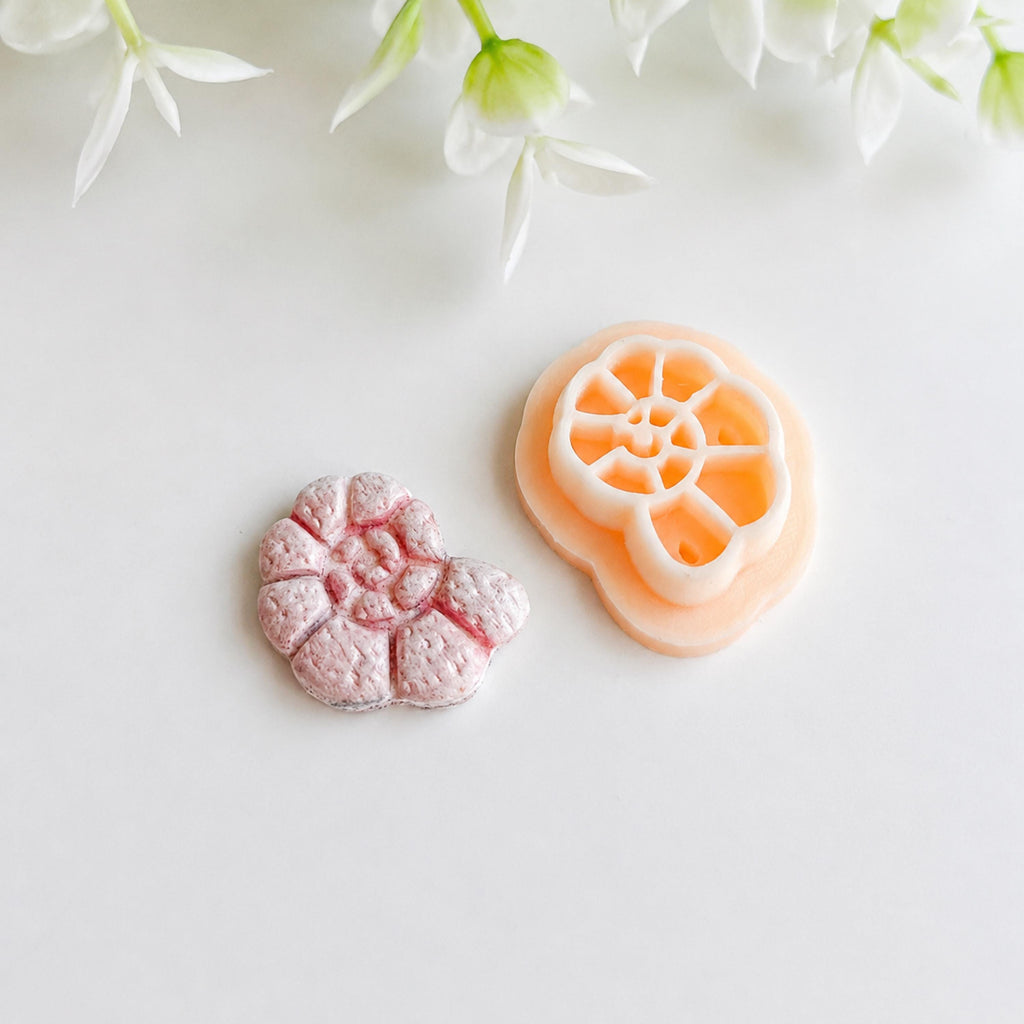Seashell Embossed Clay Summer Cutter