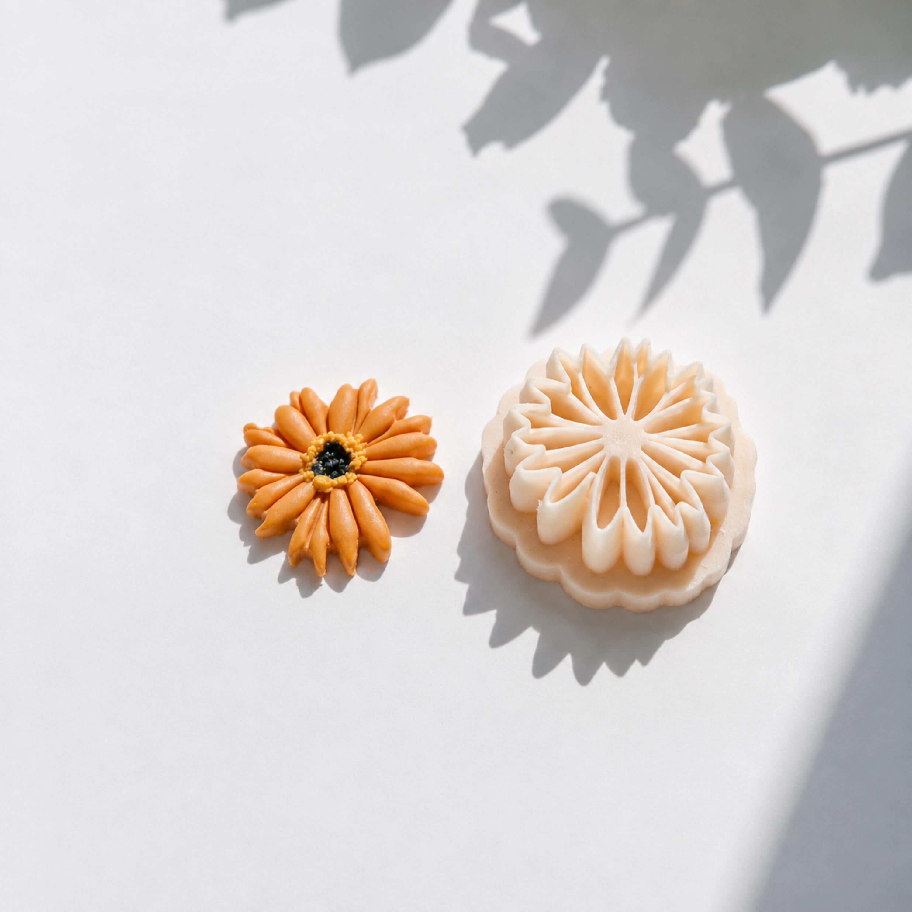 Gerbera Daisy Flower Polymer Clay Cutter
